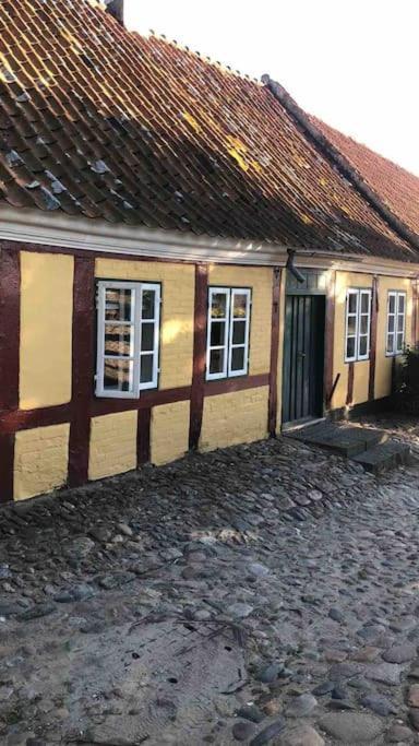 Idyllisk, Historisk Byhus Ved Fjorden I Mariager Extérieur photo